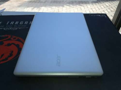 ***WOW, WHAT A BEAUTY!***ACER SWIFT 3*i5-6200U*6TH GEN i5*FULL HD*8GB RAM*256GB SSD*